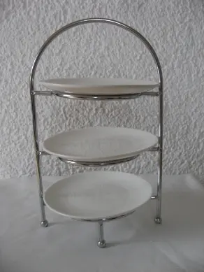 Etagere Porzellan 3 stöckig H 28 cm