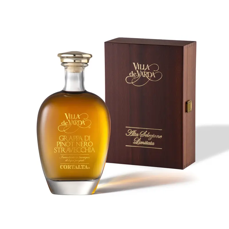 Grappa Pinot Noir Stravecchia Cortalta - Villa de Varda