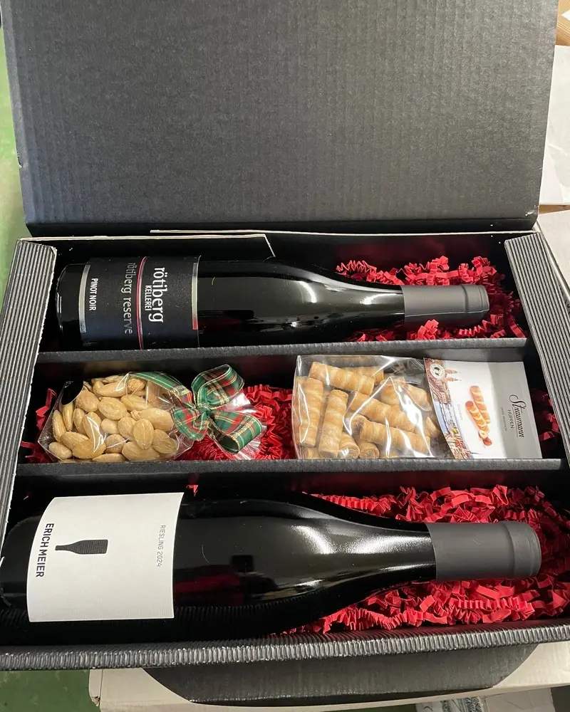 Jahresend-Geschenkpackung 2025 "Lokale Spezialitäten"