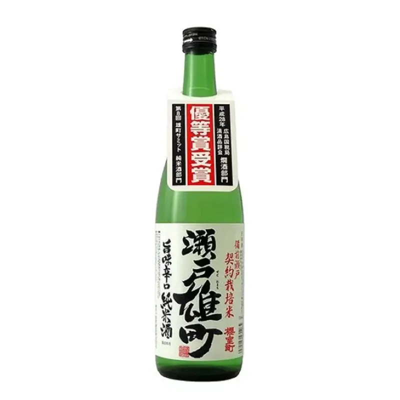 Japan Sake Junmai - SAKURA MUROMACHI - 720ml