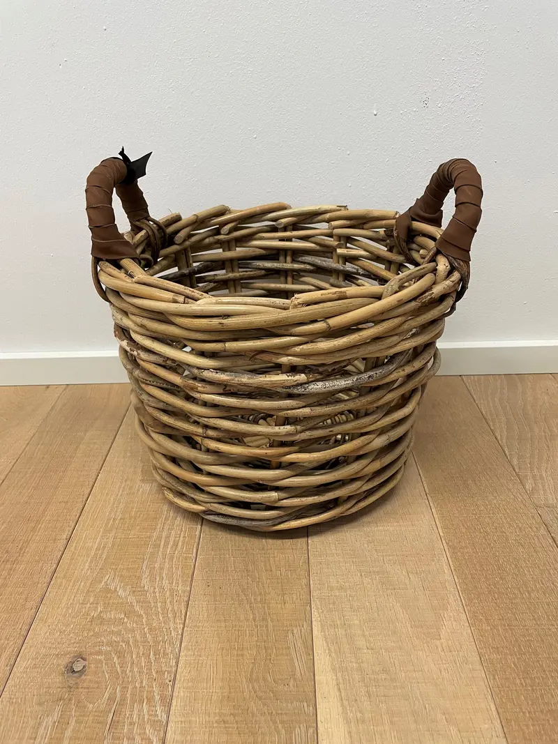 Korb braun natur mit Henkel D 28cm