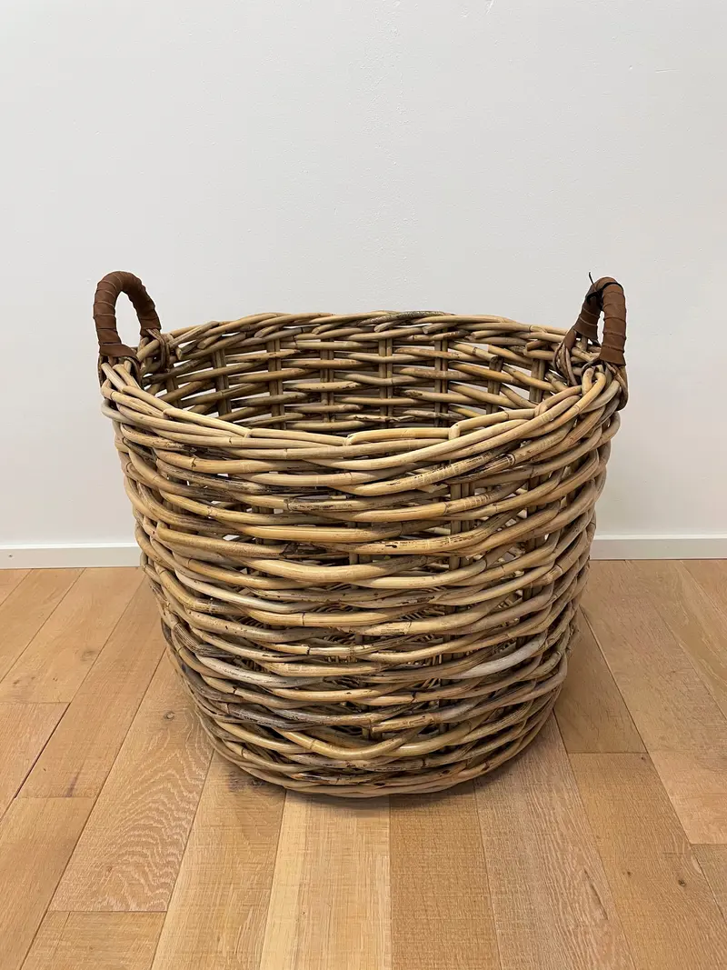 Korb braun natur mit Henkel D 54cm