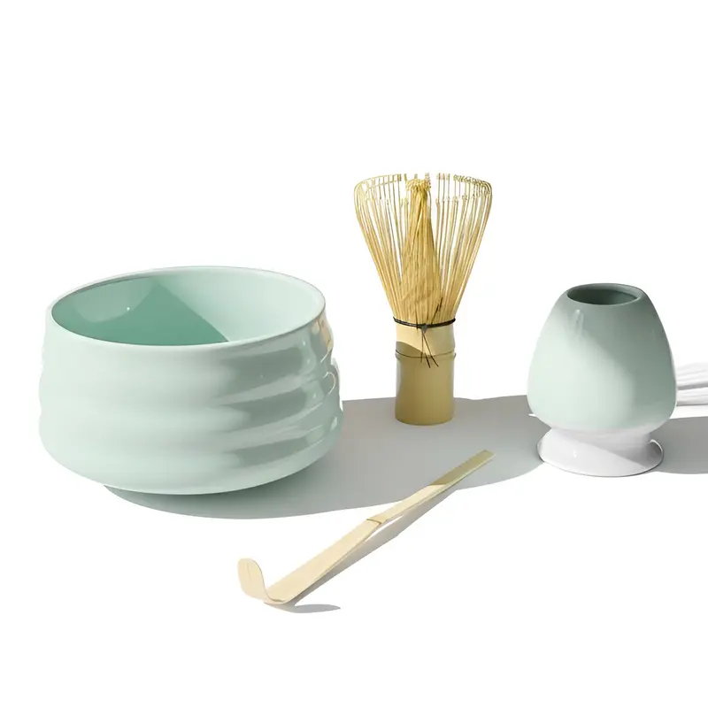 Matcha Set – Chawan, Chasen, Kuse Naoshi & Chashaku (in Geschenkbox), hellgrün
