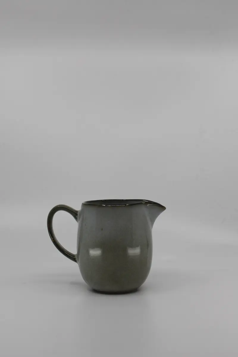 Milchkrug grau