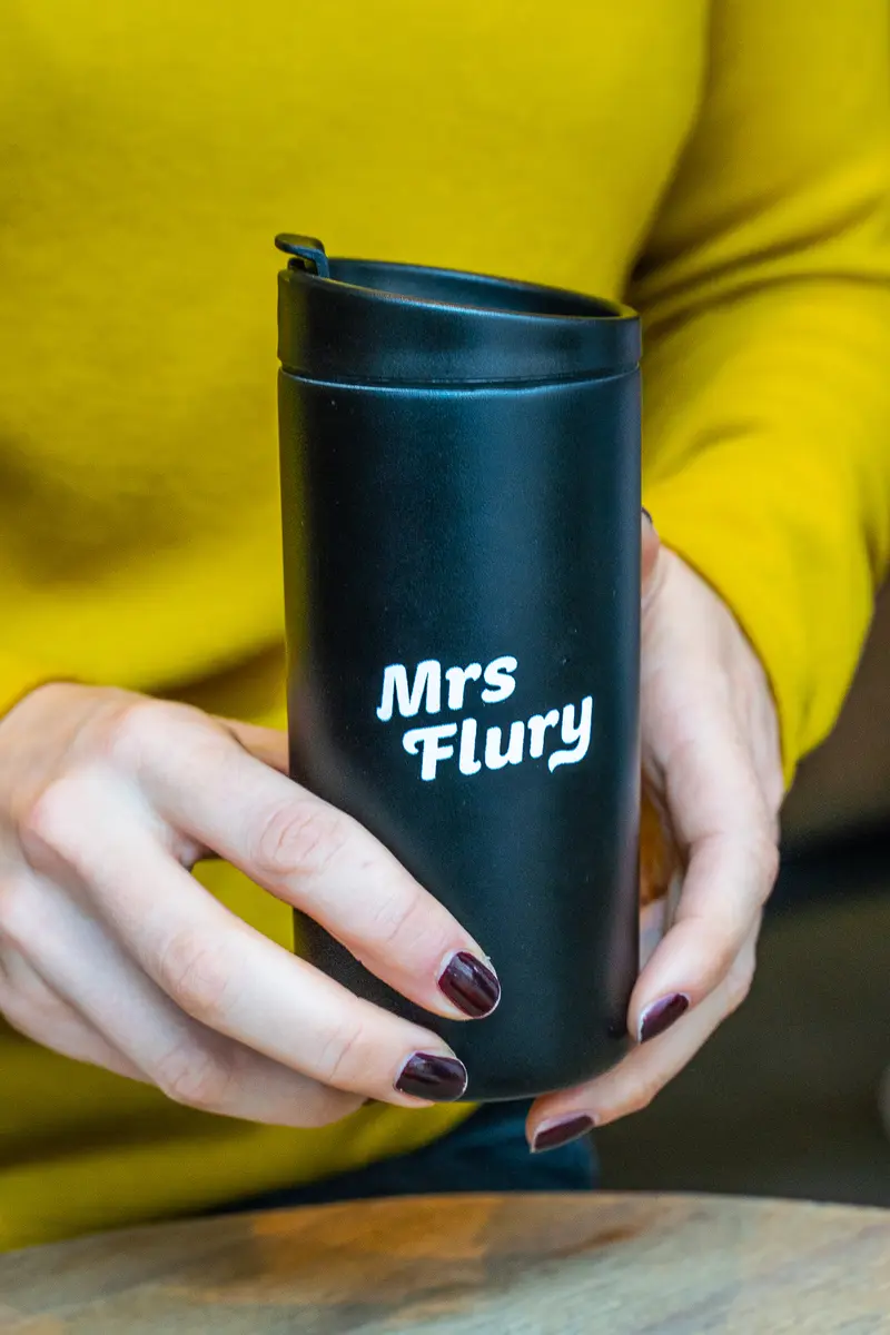 Mrs Flury Miir Traveler Black Becher 350ml
