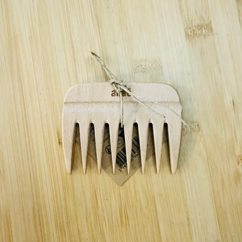 Peigne africain en bois