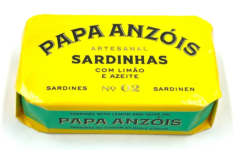 Sardines à l'huile d'olive avec citron