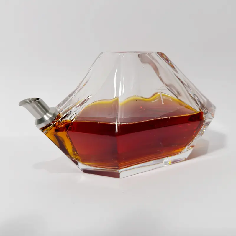 Teekanne aus Glas