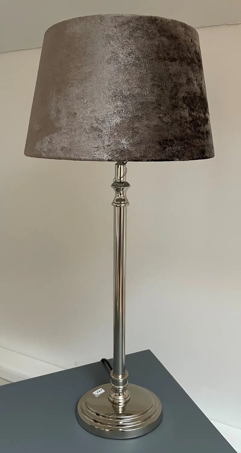 Tischlampe