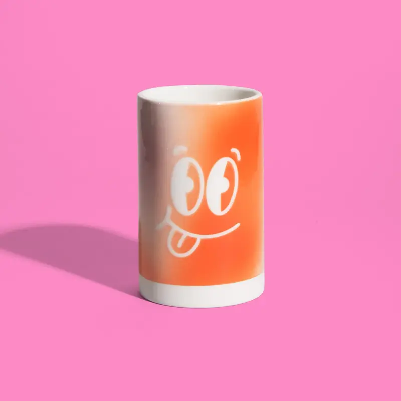 Trinkschoggi Becher 'Be Happy' by Zoe Vai