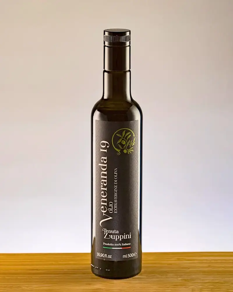 Veneranda 19 Olio Extravergine von Tenuta Zuppini