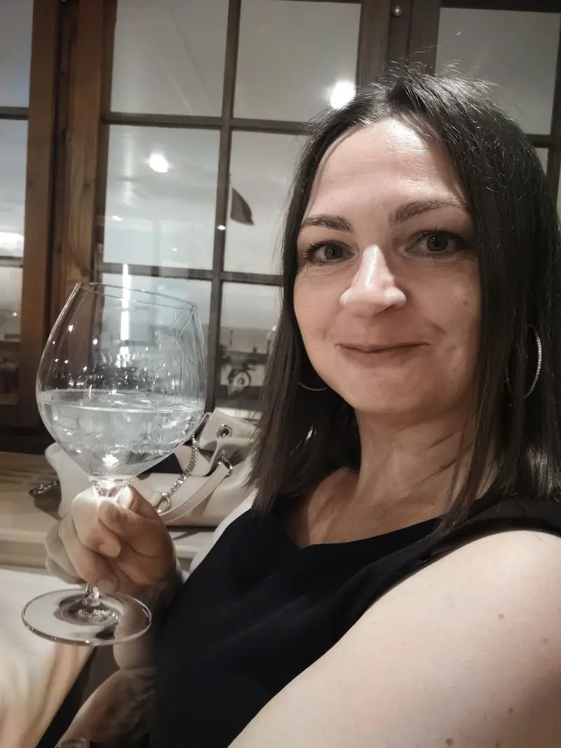Yvonne's Weinkabinett AG - Gutschein